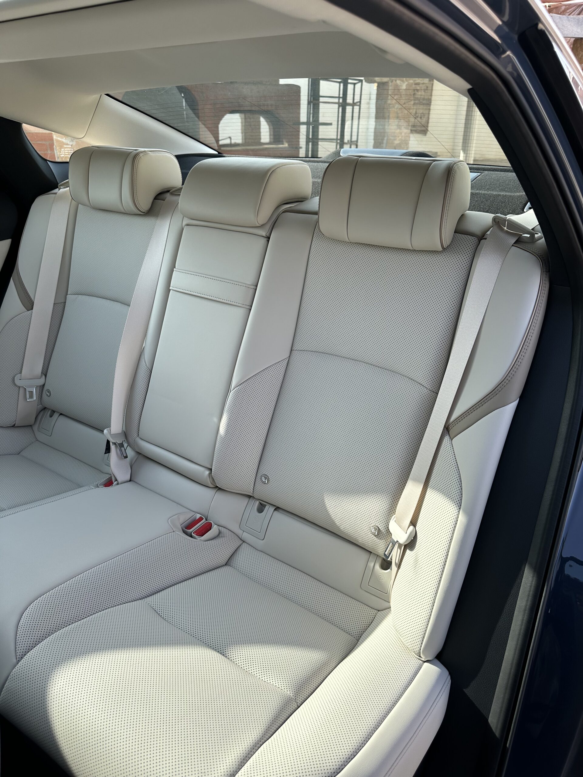 تجربة تويوتا كراون برستيج 2026 ومراجعة شاملة مع الأسعار في السعودية تجربة تويوتا كراون برستيج 2026 ومراجعة شاملة مع الأسعار في السعودية 17