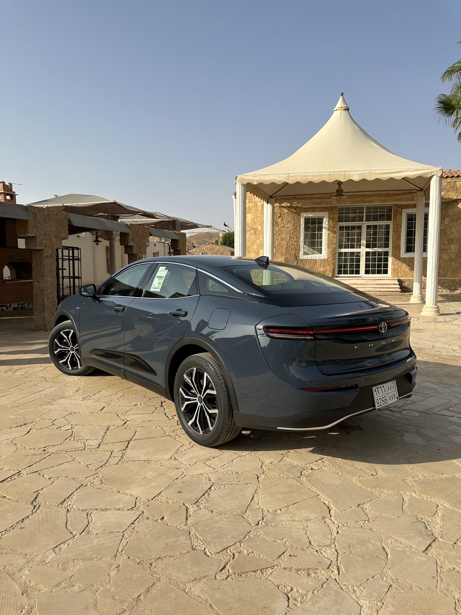 تجربة تويوتا كراون برستيج 2026 ومراجعة شاملة مع الأسعار في السعودية تجربة تويوتا كراون برستيج 2026 ومراجعة شاملة مع الأسعار في السعودية 10