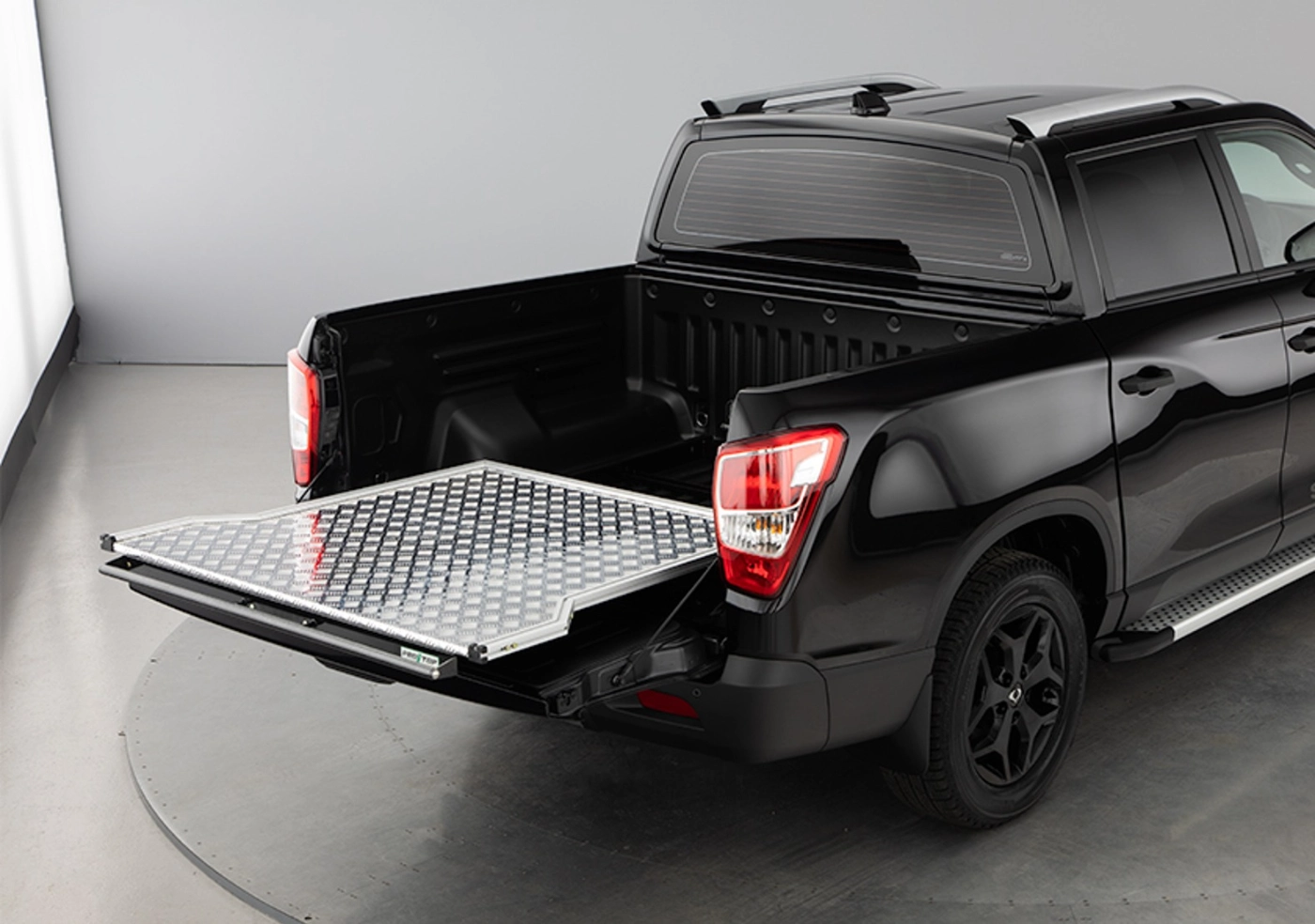 مواصفات كي جي ام موسو 2025..ما الذي تقدمه هذه البيك اب؟ مواصفات كي جي ام موسو 2025..ما الذي تقدمه هذه البيك اب؟ 10