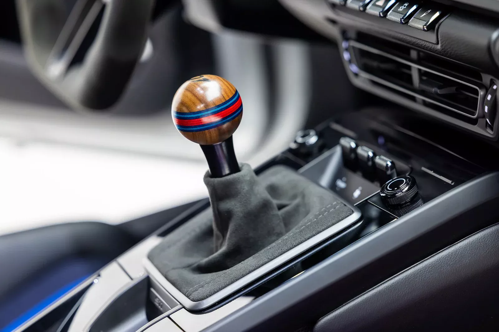 بورش 911 تحصل على أحد أجمل إصداراتها المعدلة من ريزفاني 4