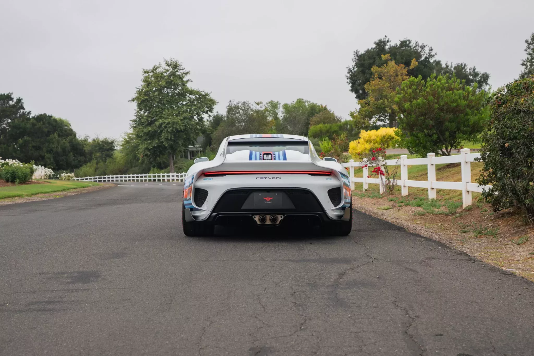 بورش 911 تحصل على أحد أجمل إصداراتها المعدلة من ريزفاني 20