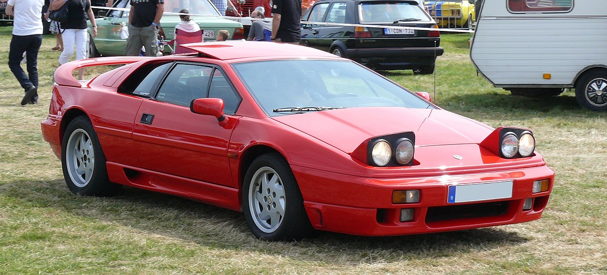 لوتس إسبيريت 2004 والوداع الأخير لمصابيح البوب أب.. حكايات في عالم السيارات لوتس إسبيريت 2004 والوداع الأخير لمصابيح البوب أب.. حكايات في عالم السيارات 6