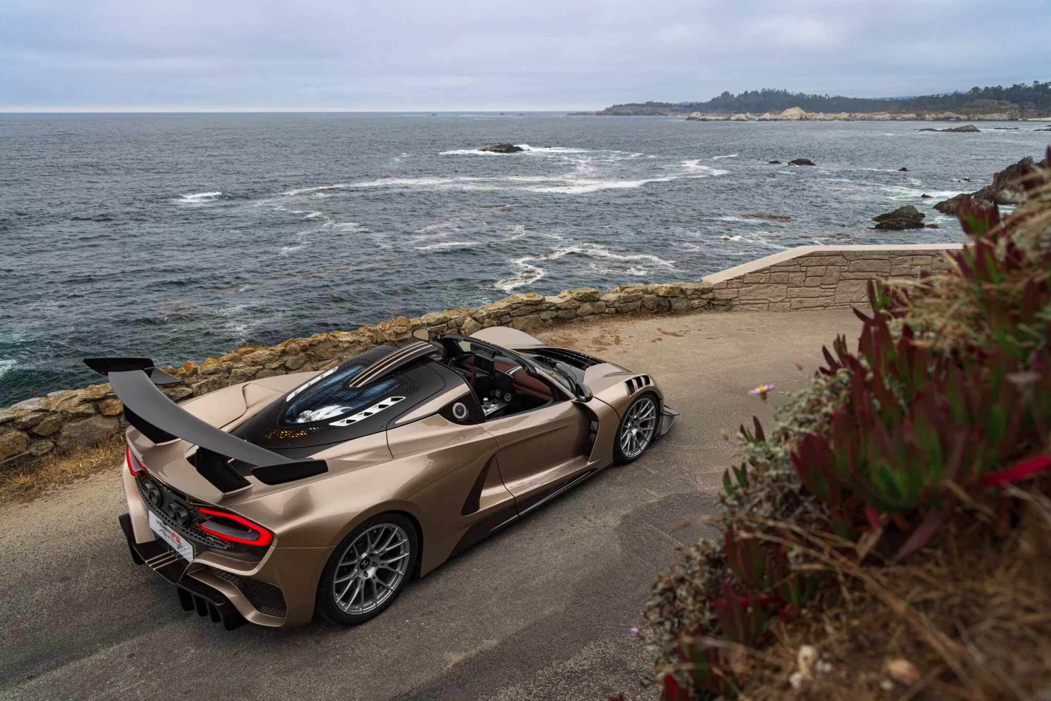 هينيسي فينوم F5 ريفولوشن الجديدة هي أقوى سيارة ناقل يدوي في التاريخ 4