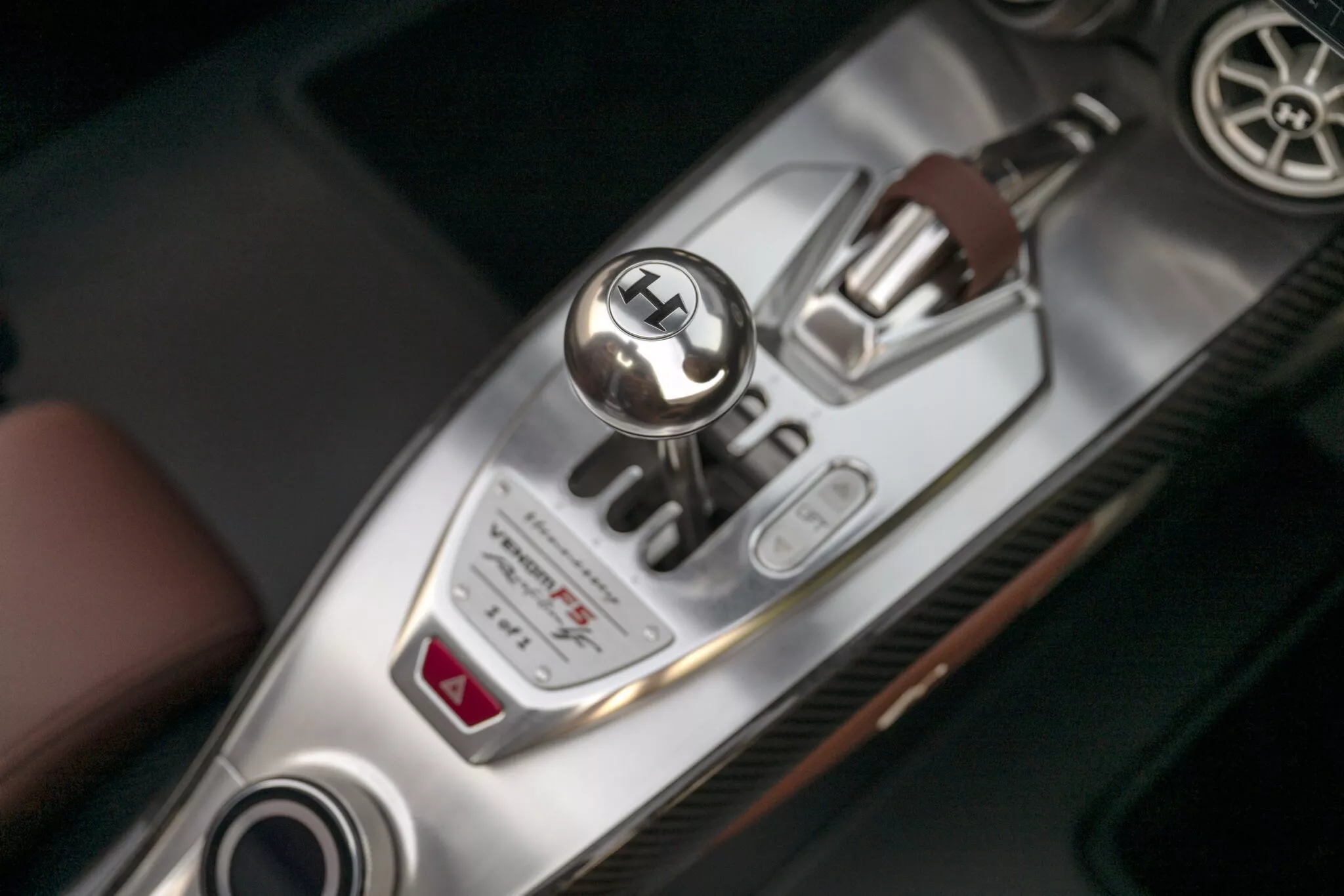 هينيسي فينوم F5 ريفولوشن الجديدة هي أقوى سيارة ناقل يدوي في التاريخ 19