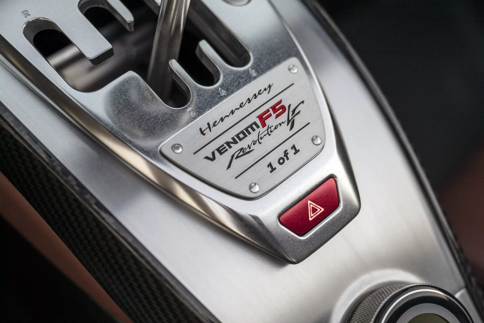 هينيسي فينوم F5 ريفولوشن الجديدة هي أقوى سيارة ناقل يدوي في التاريخ 20