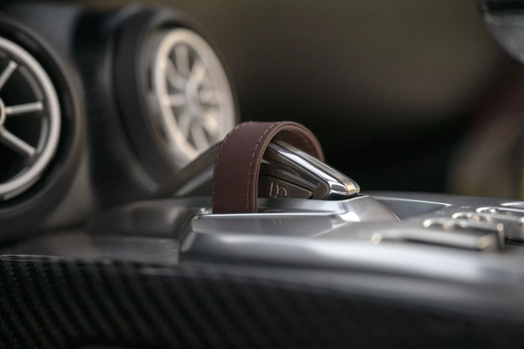 هينيسي فينوم F5 ريفولوشن الجديدة هي أقوى سيارة ناقل يدوي في التاريخ 30