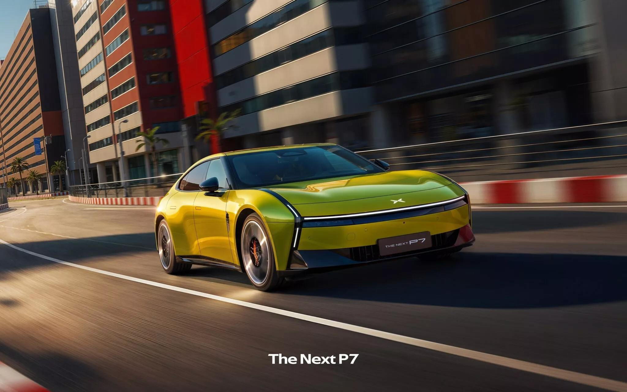 تدشين اكس بينغ P7 الجديدة بتصميم ملفت وأكبر شاشة أمامية في عالم السيارات 12