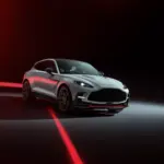 استون-مارتن-dbx-s-المربع-نت-1