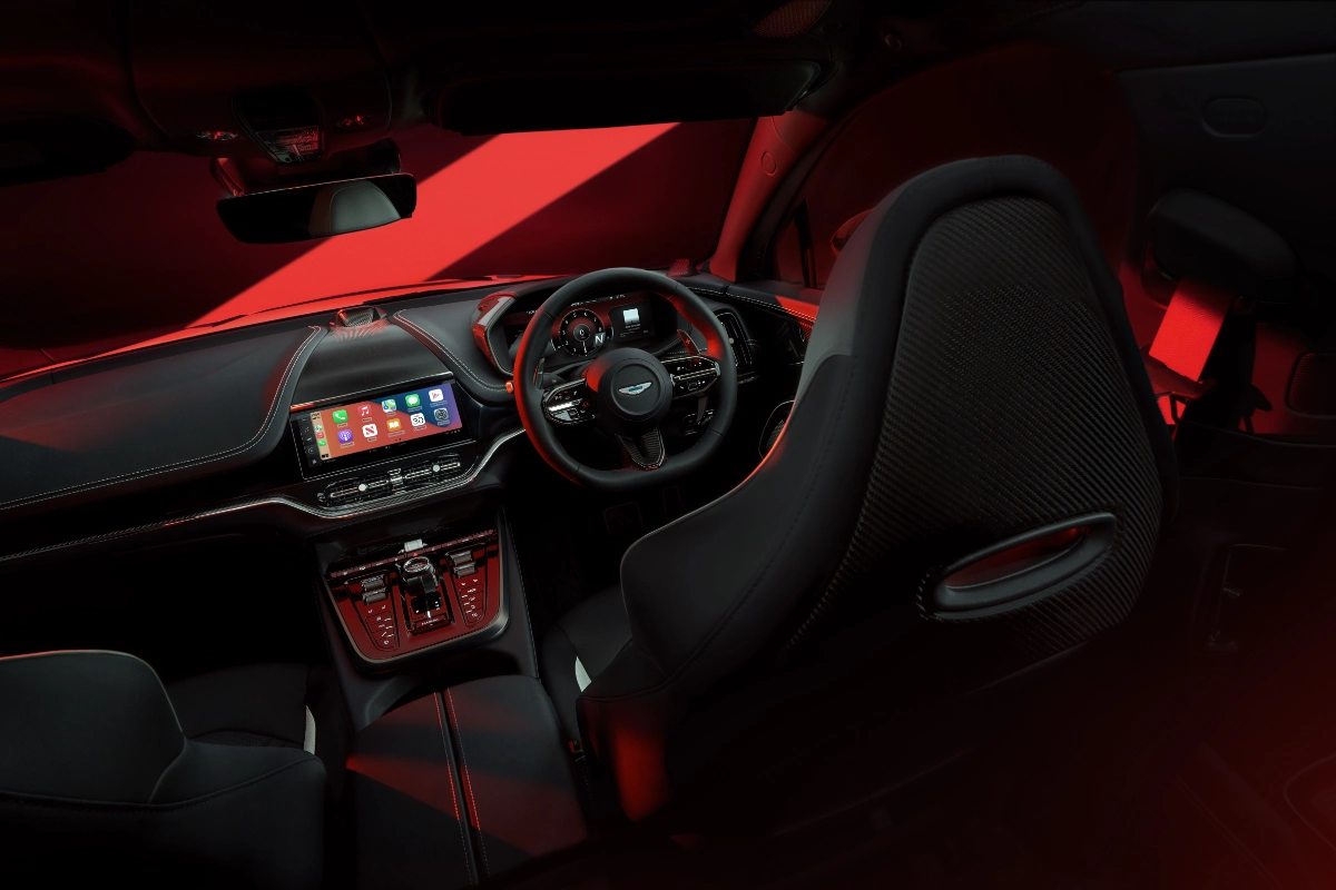 استون-مارتن-dbx-s-المربع-نت-4