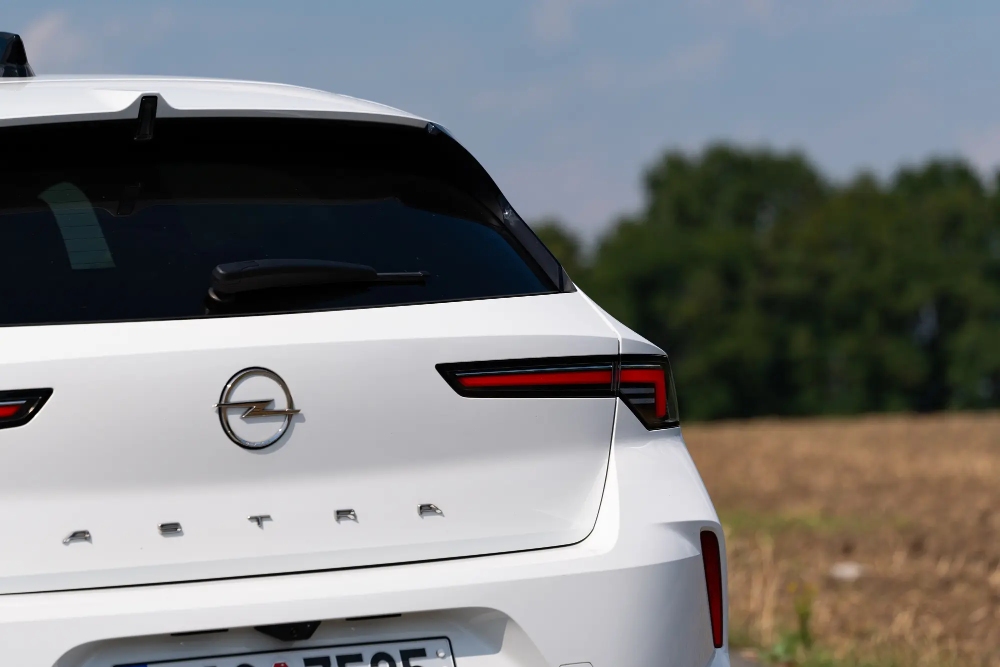 اوبل-استرا-المربع-نت-18