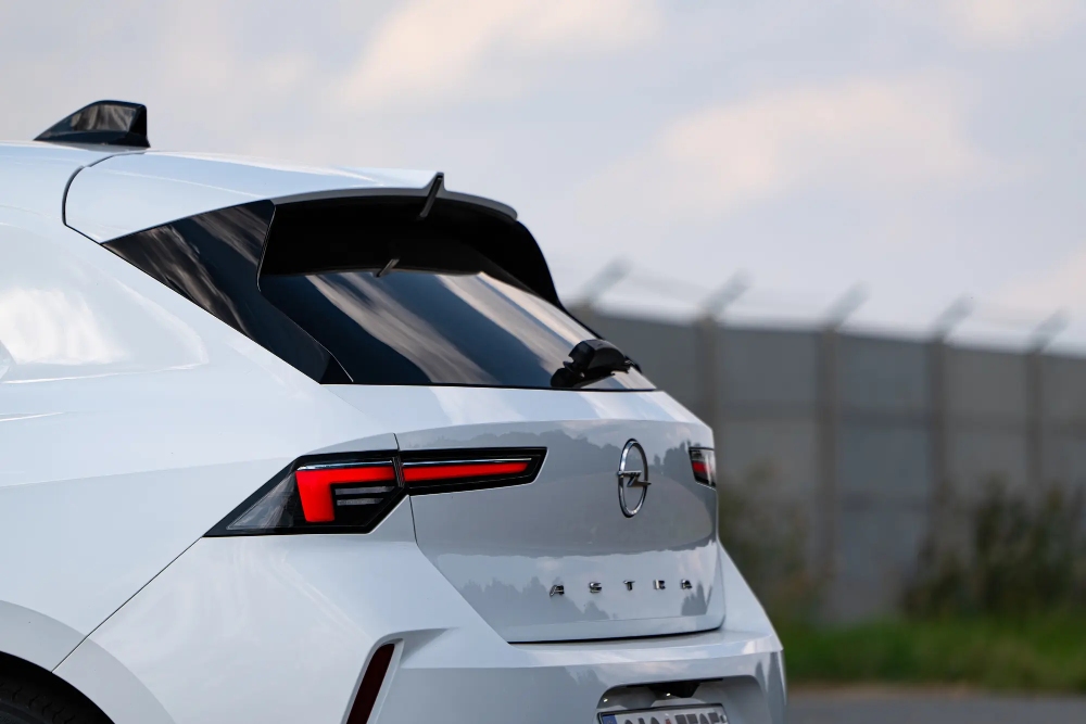 اوبل-استرا-المربع-نت-22