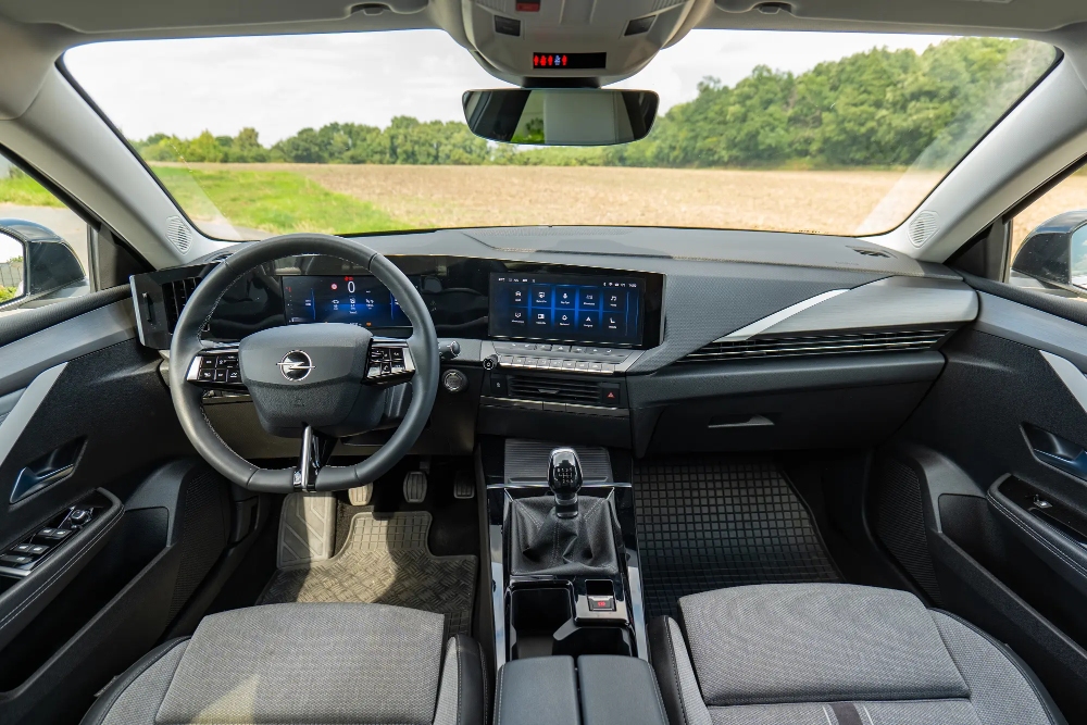 اوبل-استرا-المربع-نت-27