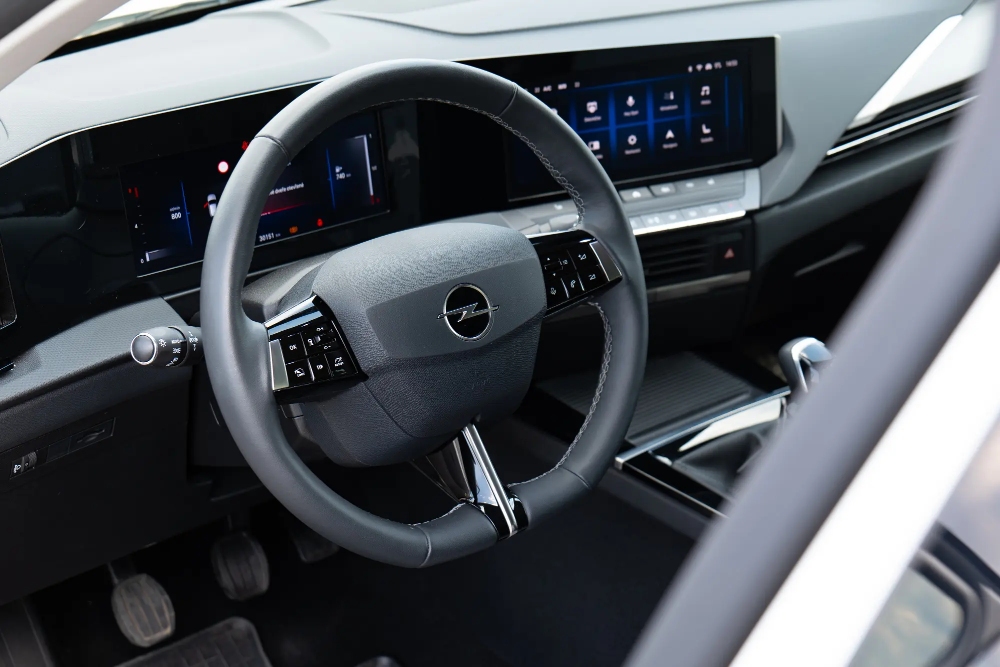 اوبل-استرا-المربع-نت-39