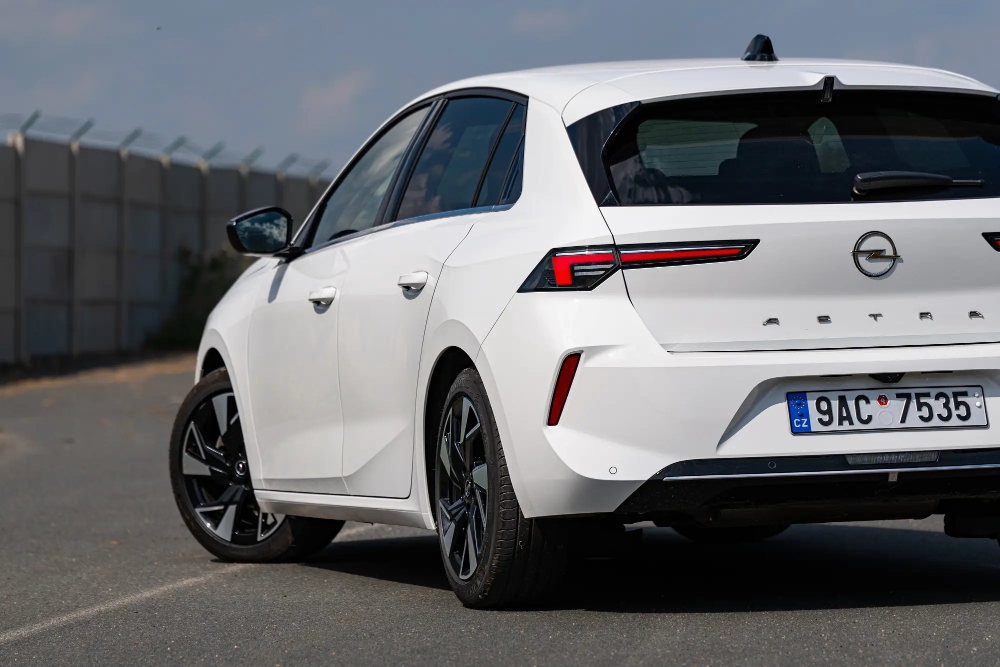 اوبل-استرا-المربع-نت-7