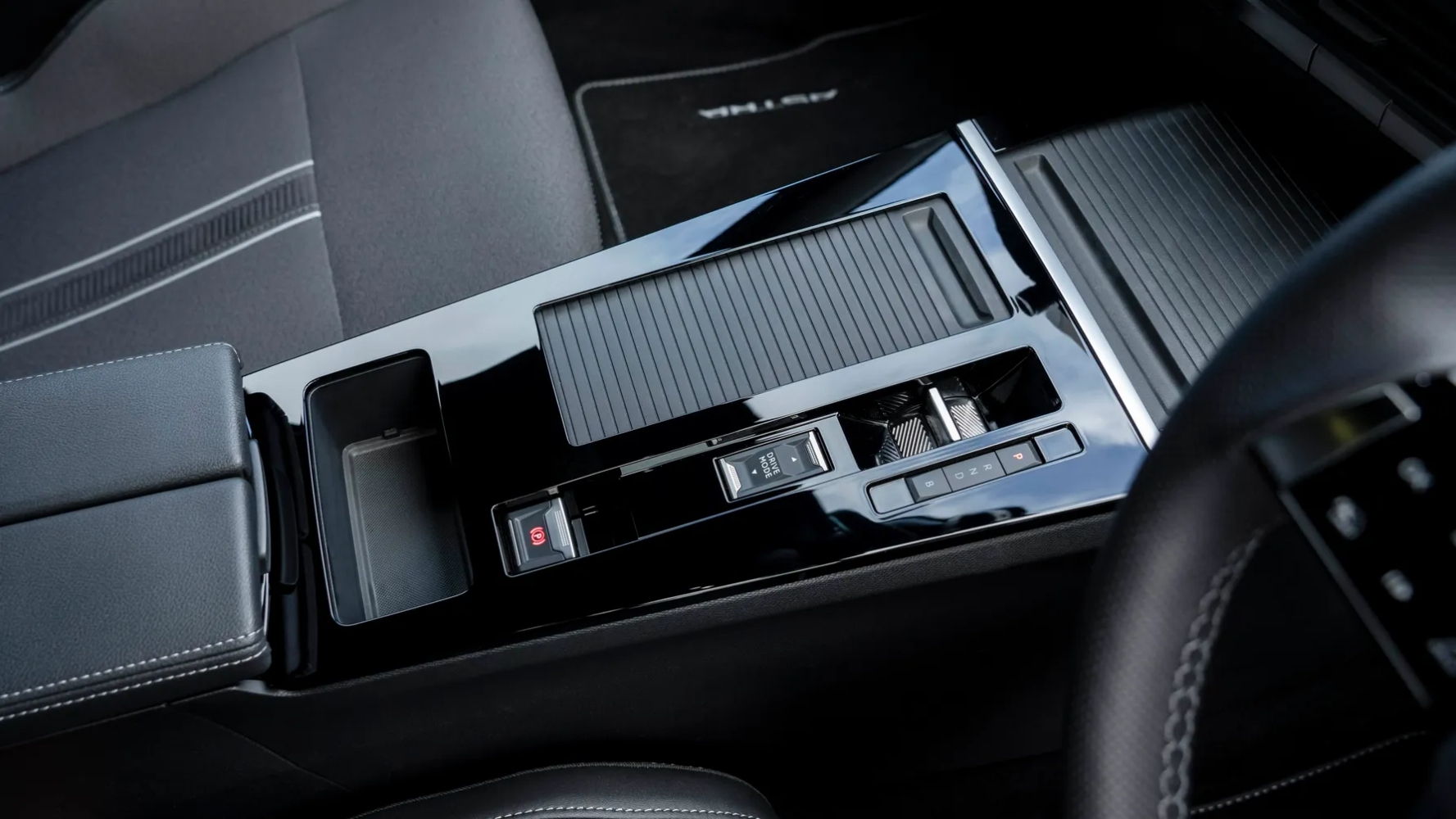 اوبل-استرا-سبورتس-تورير-المربع-نت-11