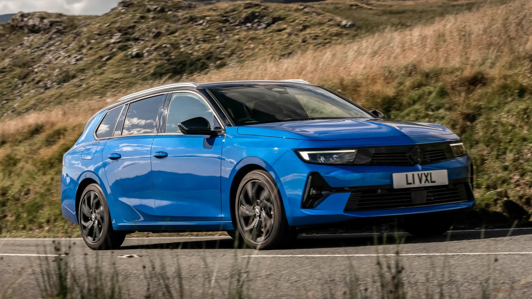 اوبل-استرا-سبورتس-تورير-المربع-نت-18