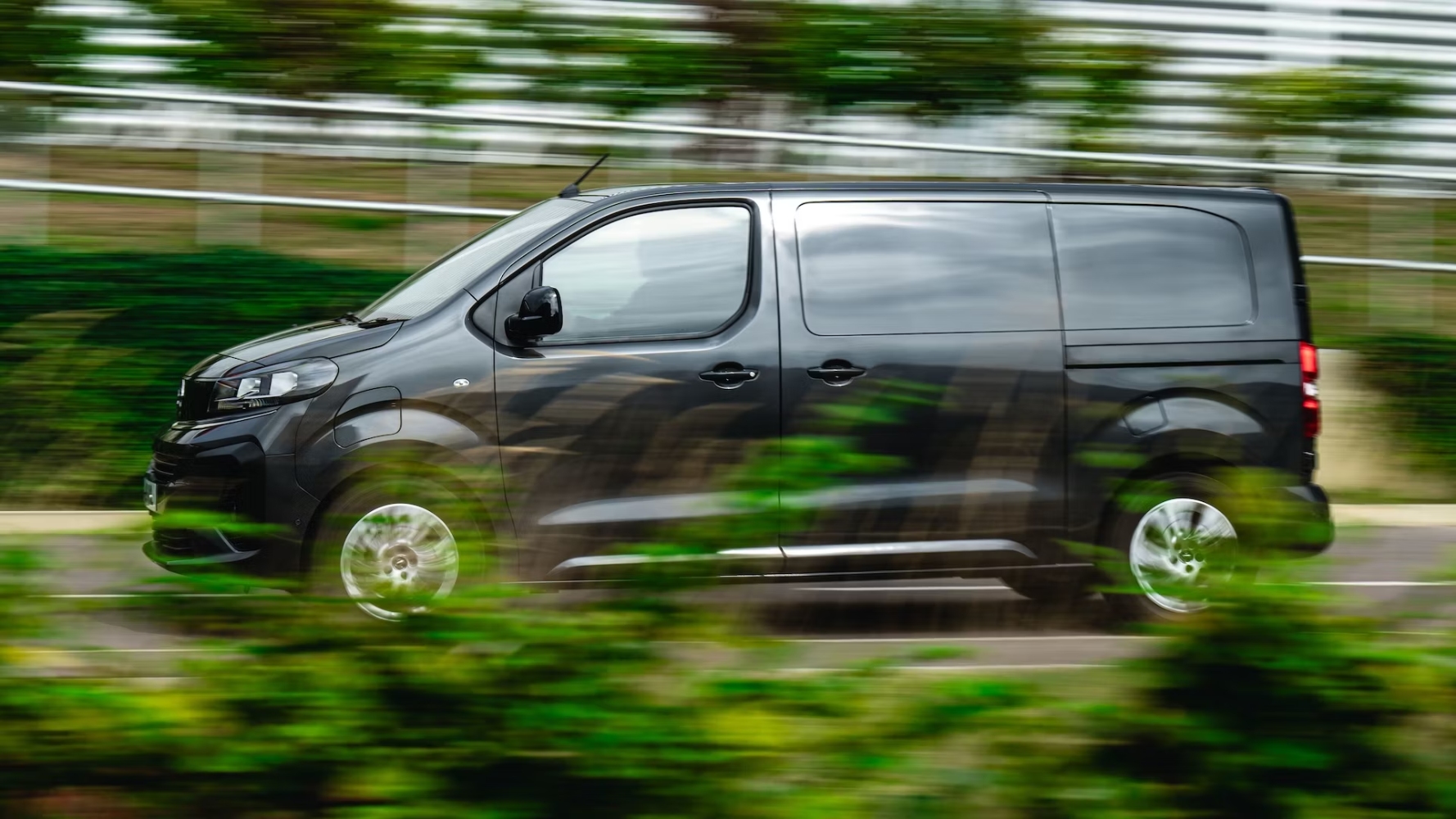 اوبل-فيفارو-لايف-المربع-نت-9