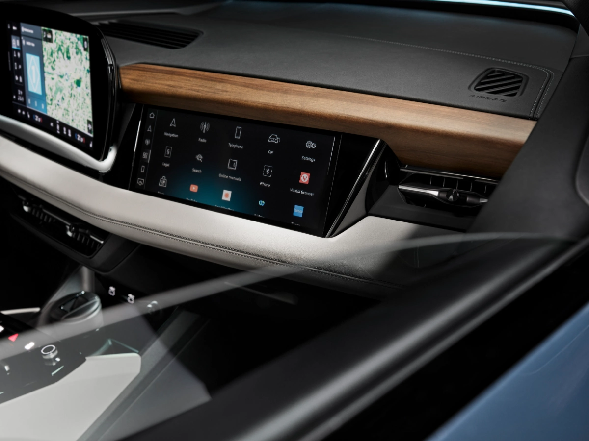 اودي-q6-e-tron-18