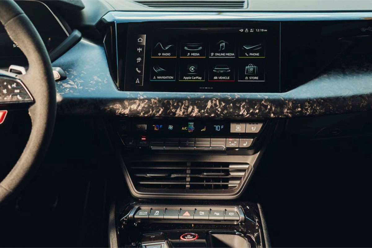 اودي-rs-e-tron-gt-performance-المربع-نت-10-3