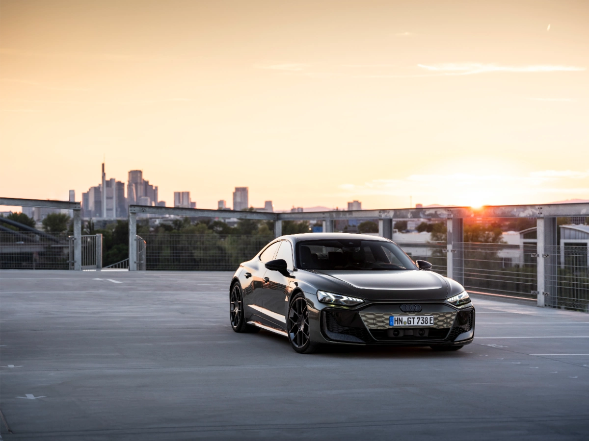 اودي-rs-e-tron-gt-performance-المربع-نت-11-3