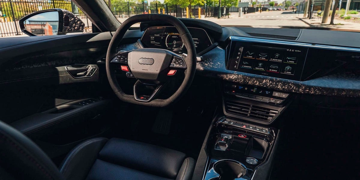 اودي-rs-e-tron-gt-performance-المربع-نت-5-3