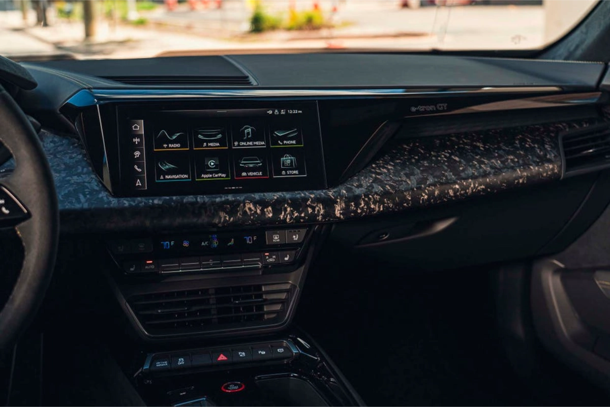 اودي-rs-e-tron-gt-performance-المربع-نت-6-3