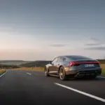 اودي-rs-e-tron-gt-المربع-نت-18