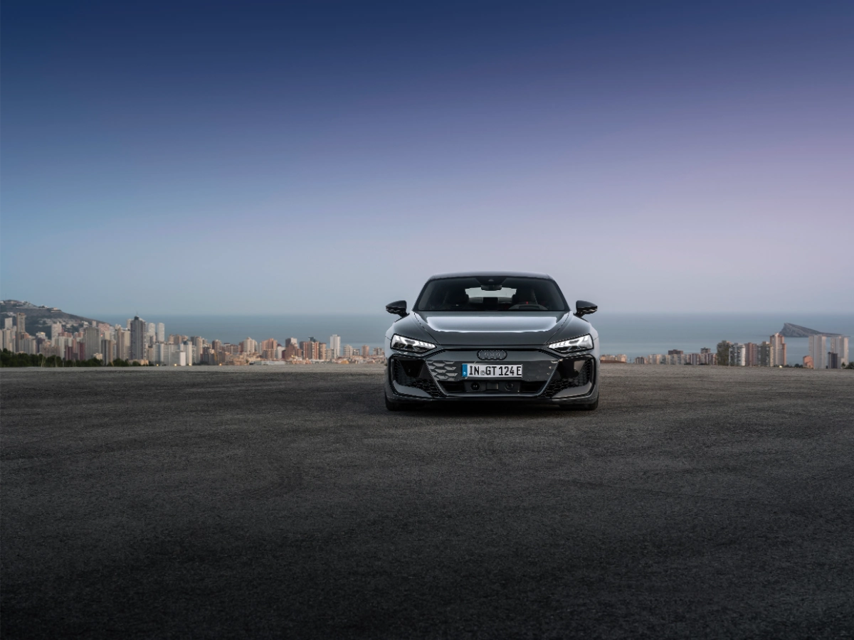 اودي-rs-e-tron-gt-المربع-نت-3