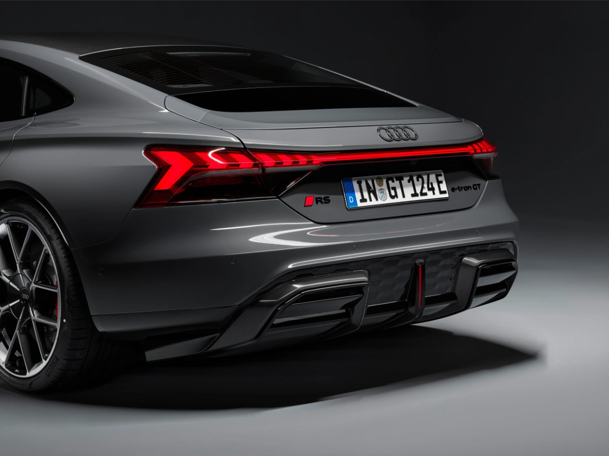 اودي-rs-e-tron-gt-المربع-نت-9