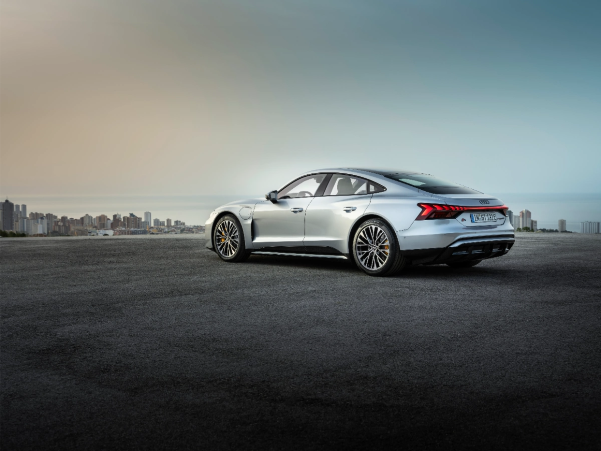 اودي-s-e-tron-gt-المربع-نت-10