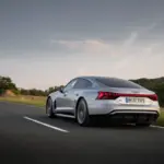 اودي-s-e-tron-gt-المربع-نت-15