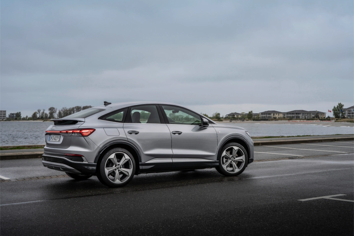 اودي-q4-etron-سبورتباك-المربع-نت-15