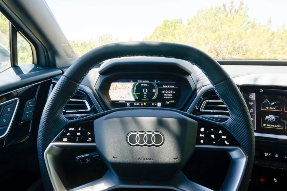 اودي-q4-etron-سبورتباك-المربع-نت-17