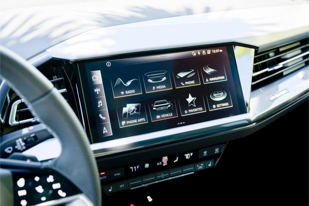 اودي-q4-etron-سبورتباك-المربع-نت-31