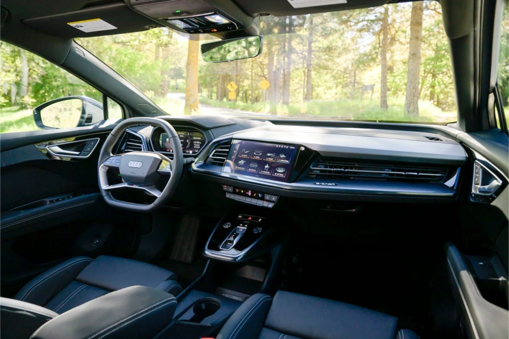 اودي-q4-etron-سبورتباك-المربع-نت-6