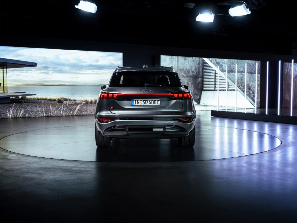 اودي-sq6-e-tron-المربع-نت-15