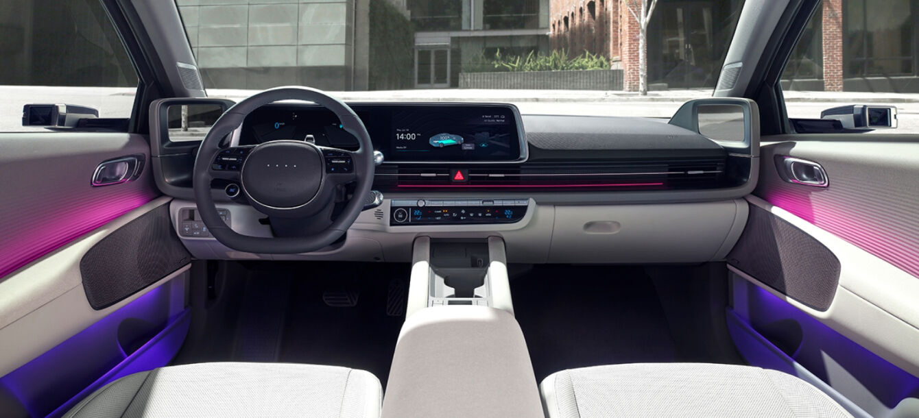 هيونداي ايونيك 6 2025.. سيدان كهربائية بتصميم لافت ومدى طويل ايونيك 6 2025 33