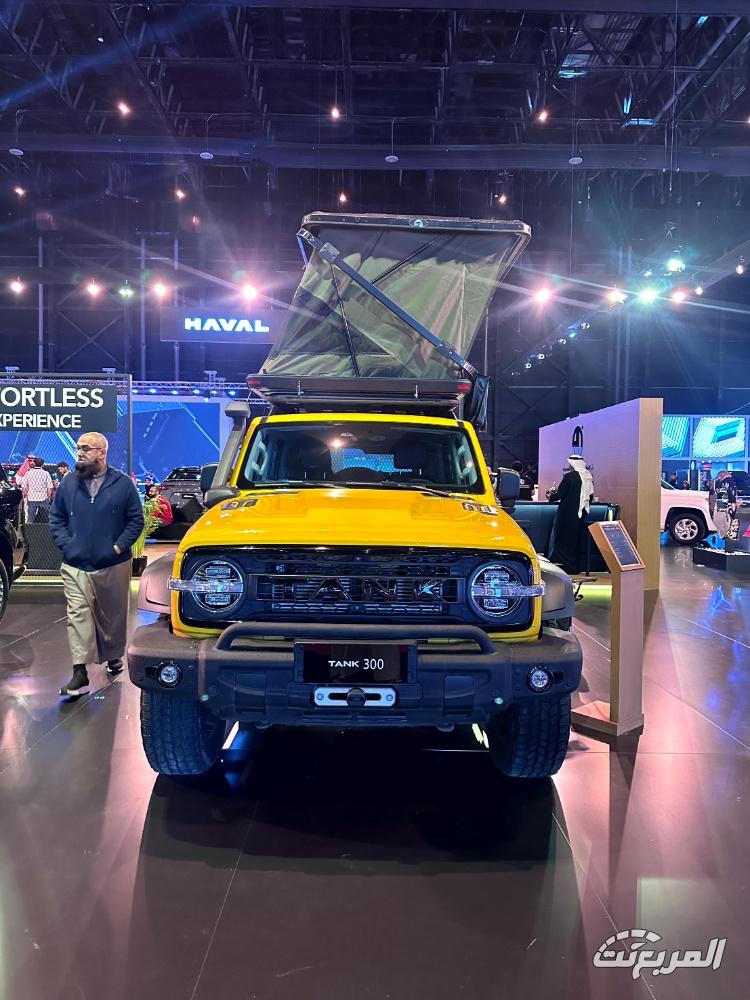 شاهد صور تانك 300 2025 الجديدة بتفاصيلها الجريئة وتصميمها القوي في السعودية صور تانك 300 2025 36