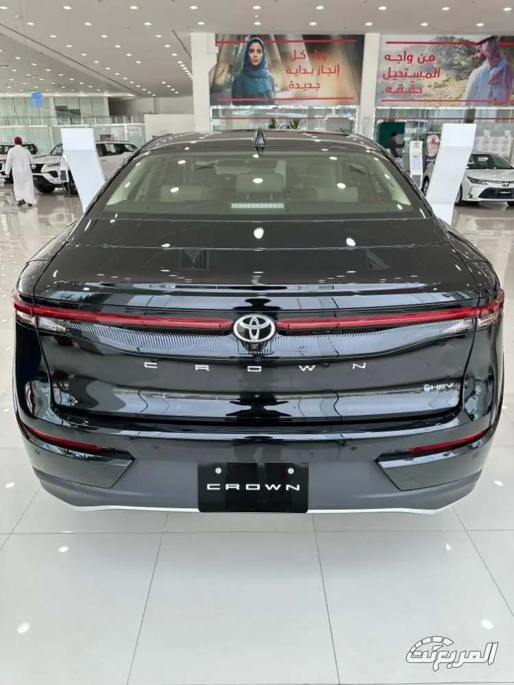 سعر تويوتا كراون 2026 في السعودية .. الفخامة اليابانية تصل إلى مستوى جديد سعر تويوتا كراون 2026 35