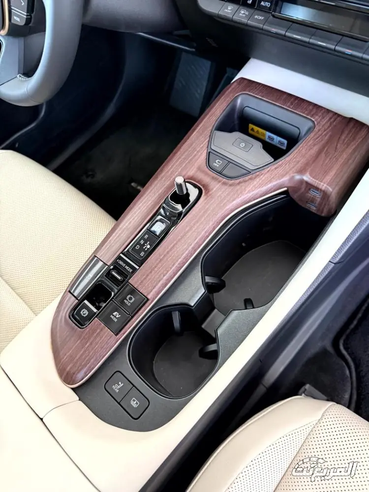 سعر تويوتا كراون 2026 في السعودية .. الفخامة اليابانية تصل إلى مستوى جديد سعر تويوتا كراون 2026 57