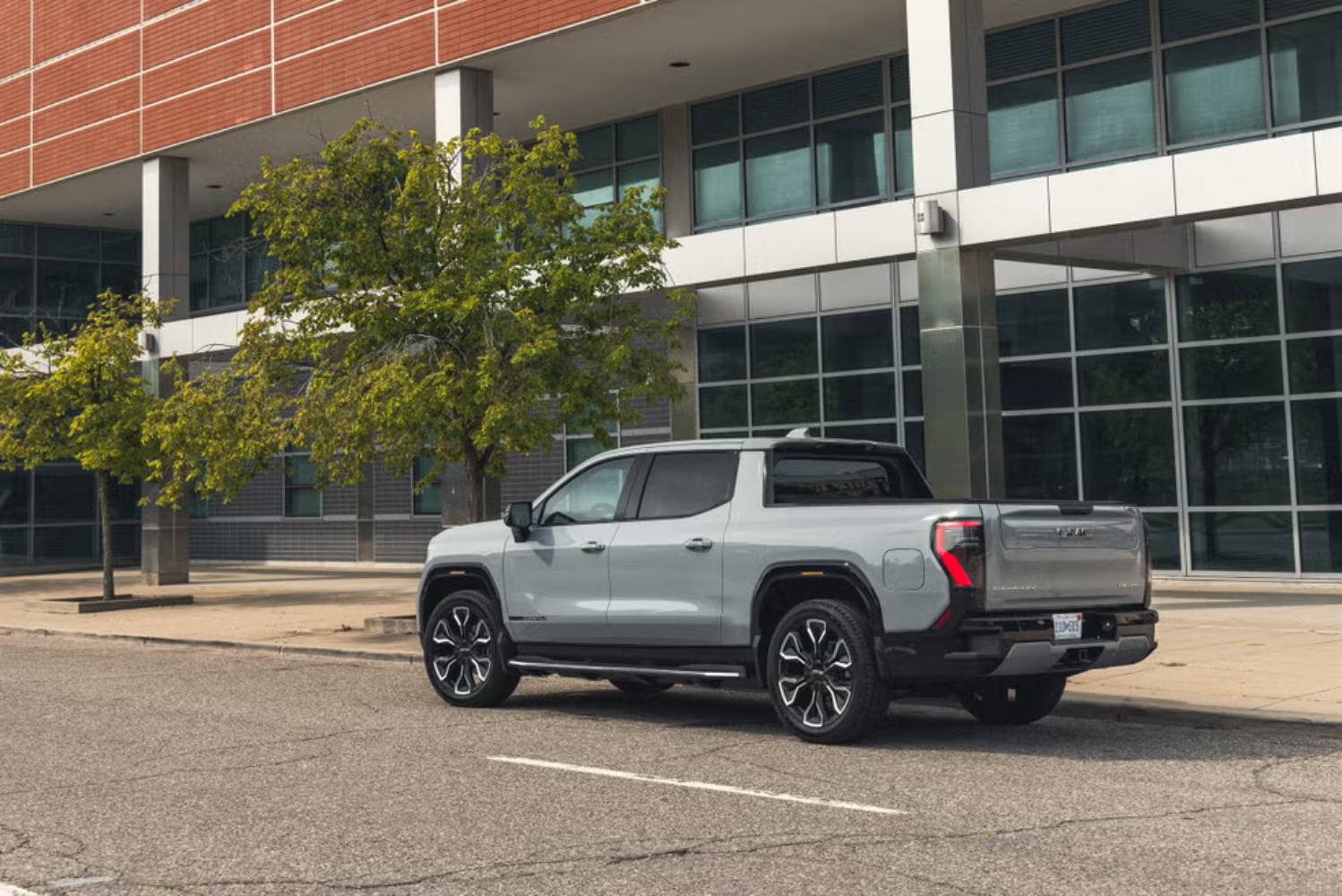 جمس-سييرا-الكهربائية-المربع-نت-21