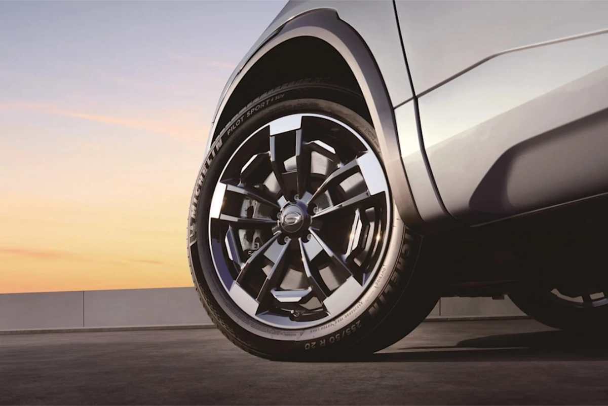 جي-ايه-سي-gs8-ترافلر-المربع-نت-17