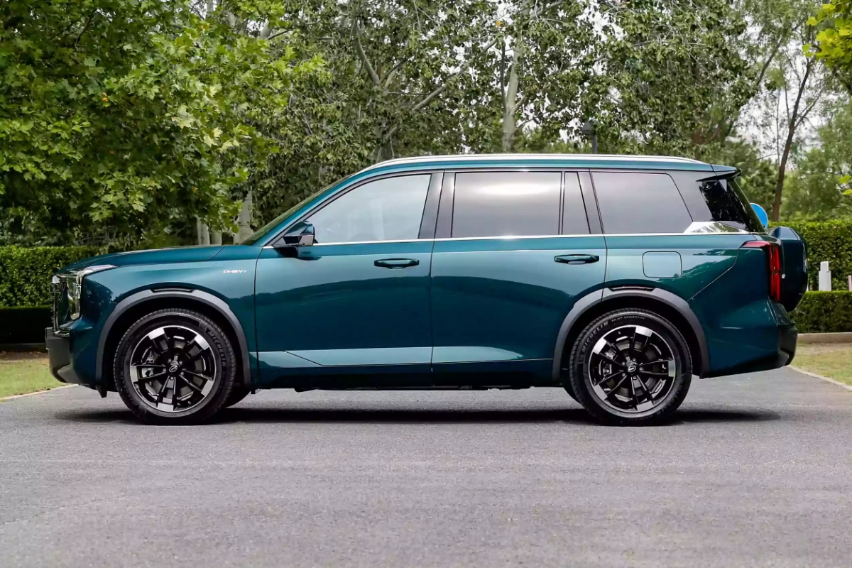 أفضل 5 سيارات دفع رباعي عائلية 2026 في السعودية أفضل 5 سيارات دفع رباعي عائلية 2026 في السعودية 7