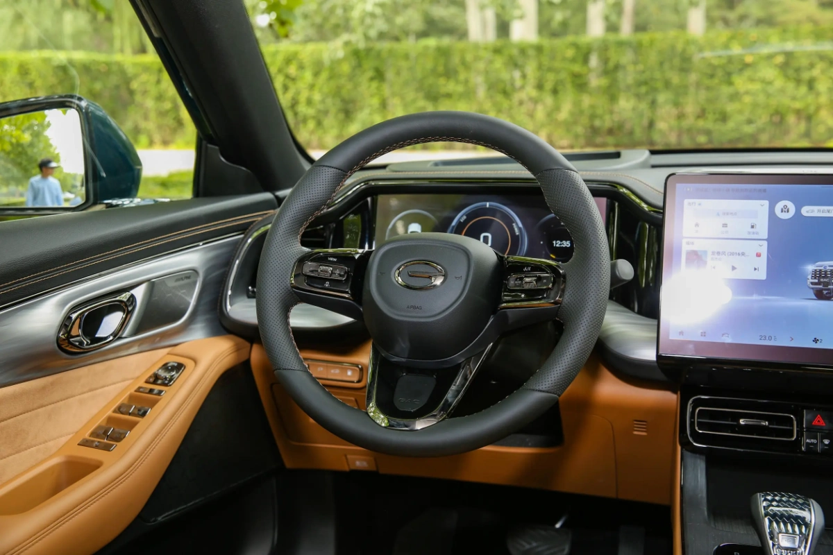 أفضل 5 سيارات دفع رباعي عائلية 2026 في السعودية أفضل 5 سيارات دفع رباعي عائلية 2026 في السعودية 10