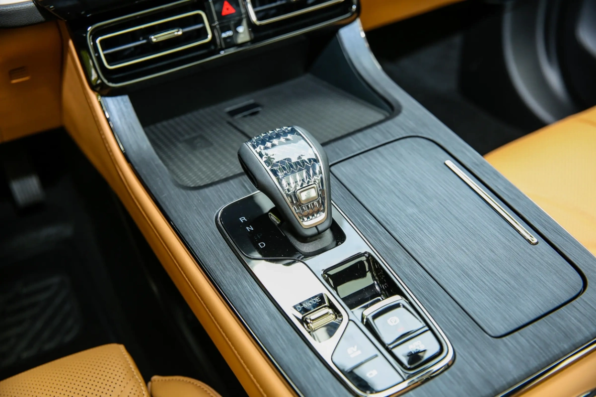 جي-ايه-سي-gs8-ترافلر-المربع-نت-7