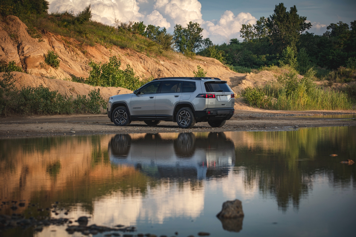 جيب-شيروكي-المربع-نت-25