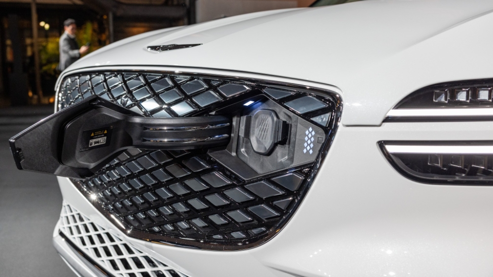 جينيسي-gv70-الكهربائية-11