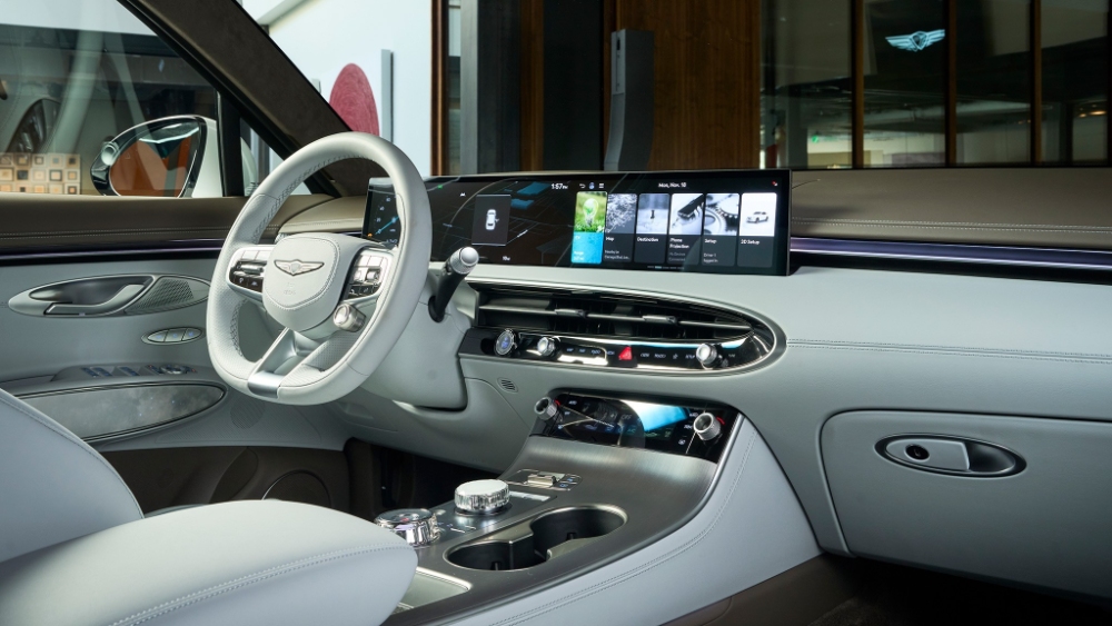 جينيسي-gv70-الكهربائية-19