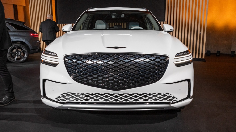 جينيسي-gv70-الكهربائية-2