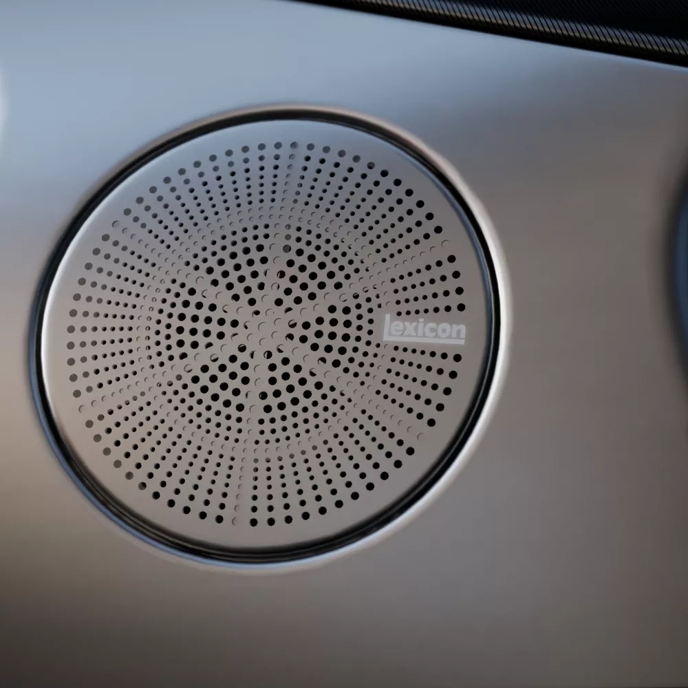 جينيسيس-g70-المربع-نت-24-2